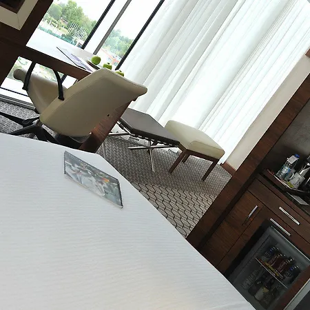 Hotel Anemon Grand